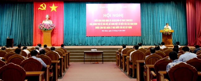 Ông Lê Anh Sơn, Phó Giám đốc Sở phát biểu Hội nghị